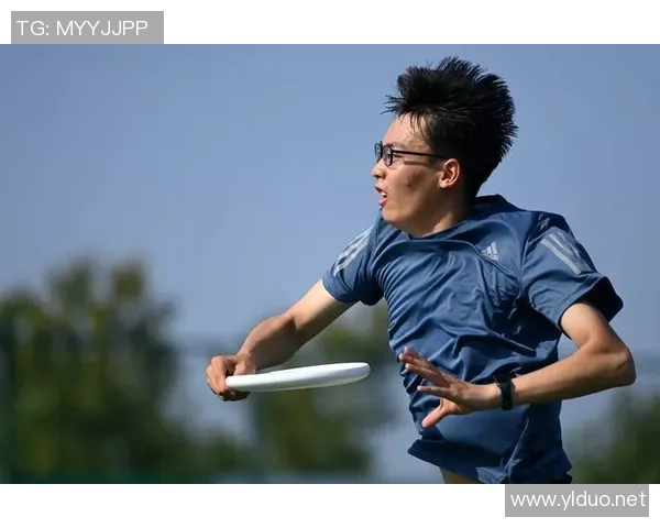 重庆飞盘队与上海飞盘队赛后技术分析与战术对比探讨